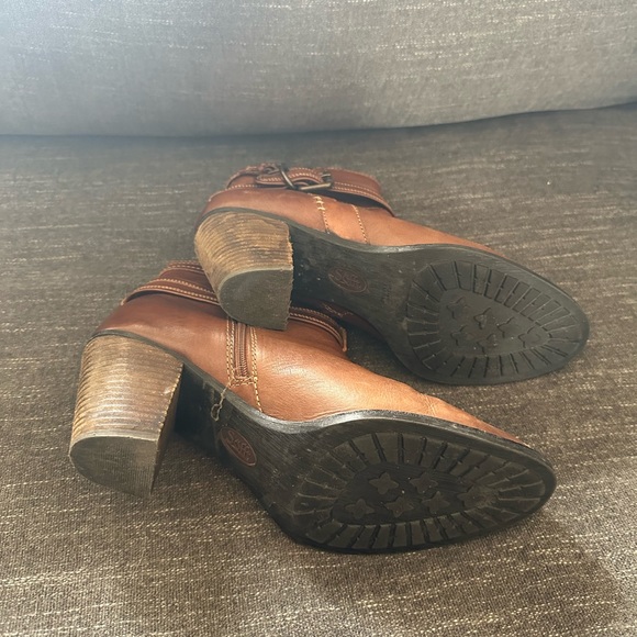 Brown leather upper lining size 11M ankle boots by Sofft in excellent used cond - Picture 4 of 7